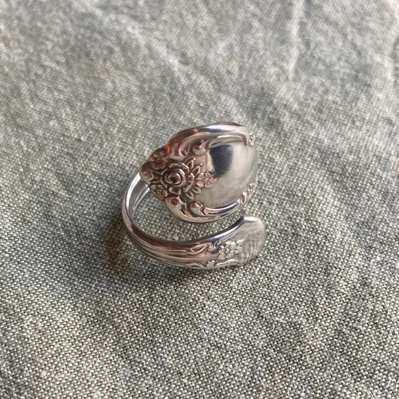 handmade silver spoon ring - Picture 4 of 7